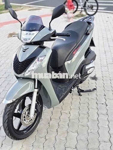 Cần bán SH/160-Đk2025 xe lên phom ý chính chủ bán