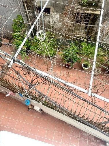 Bán nhà khu quân đội ngõ 269 Lạc Long Quân 3 ô tô tránh nhau 