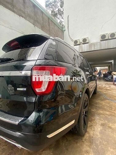 Ford Explorer 2018 2.3L Ecoboost - 74000 km