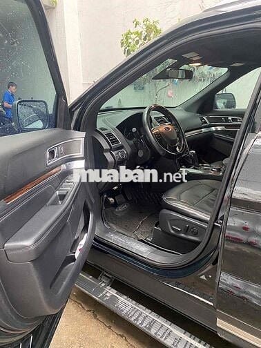 Ford Explorer 2018 2.3L Ecoboost - 74000 km
