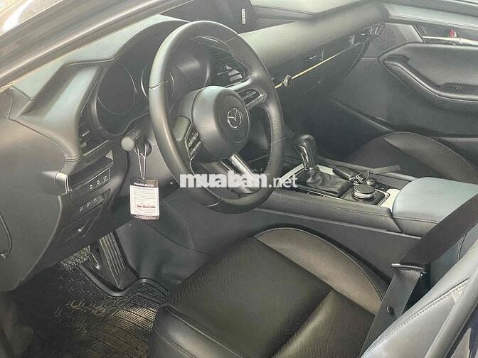 Mazda 3 2024 1.5L Luxury - 10000 km