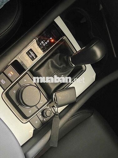 Mazda 3 2024 1.5L Luxury - 10000 km