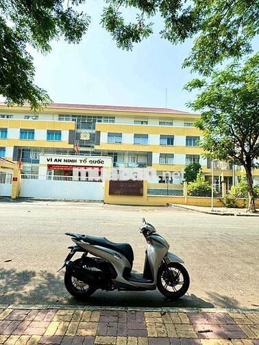 Sh350i màu đen bạc, ít đi xe mới chính chủ