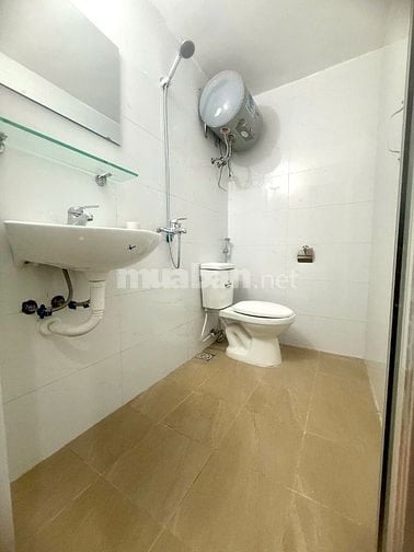 Bán nhà khu quân đội ngõ 269 Lạc Long Quân 3 ô tô tránh nhau 
