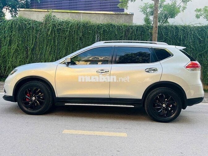 Nissan X trail 2016 2.5 SV 4WD - 80000 km