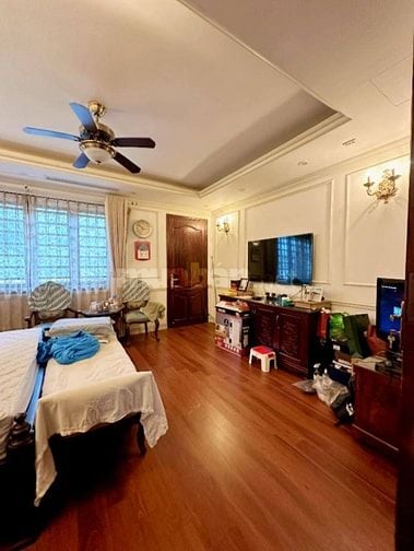 Nhà Đẹp Ô TÔ Chạy Vòng Quanh Nguyễn Trãi 92m, 5 tầng, mt 5.5m. 37.5 tỷ