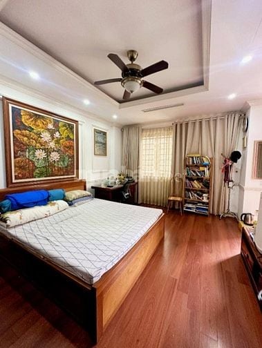 Nhà Đẹp Ô TÔ Chạy Vòng Quanh Nguyễn Trãi 92m, 5 tầng, mt 5.5m. 37.5 tỷ