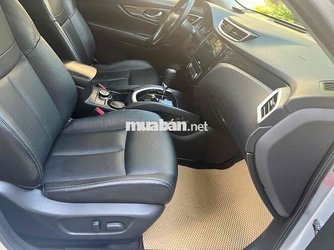 Nissan X trail 2016 2.5 SV 4WD - 80000 km