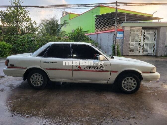 Camry 1987 2.0 MT