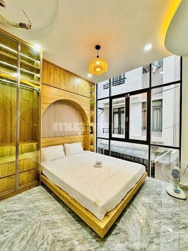🏡HUỲNH VĂN BÁNH-DTSD 72M2- 4 TẦNG MỚI ĐẸP- FULL NỘI THẤT