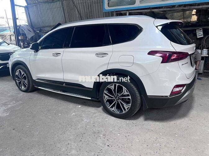 Hyundai Santa Fe 2019 2.2D Premium - 80000 km