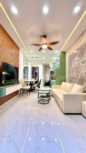 ⭐️Nhà 3 Lầu đẹp Cao cấp hẻm Lý Chính Thắng, P8, Q.3, vào ở ngay