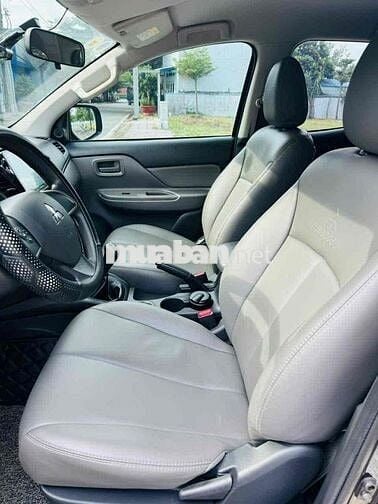 Mitsubishi Triton 2019 4x2 MT - 90000 km
