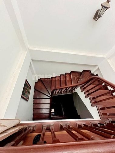 Nhà Đẹp Ô TÔ Chạy Vòng Quanh Nguyễn Trãi 92m, 5 tầng, mt 5.5m. 37.5 tỷ