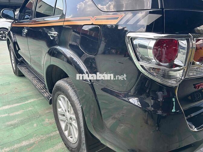 Toyota Fortuner 2014 2.7V 4x2 AT - 88888 km