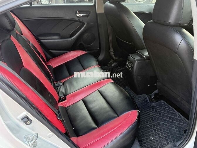 Kia K3 2015 1.6 MT - 11200 km