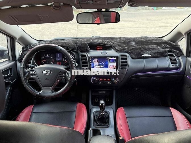 Kia K3 2015 1.6 MT - 11200 km