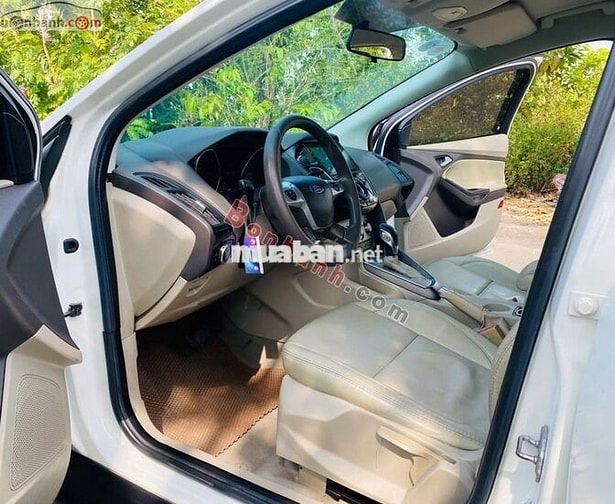 Ford Focus Trend 1.6 AT 2014 - 290 Triệu