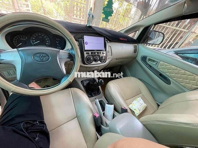 Toyota Innova 2016 2.0E - 82000 km