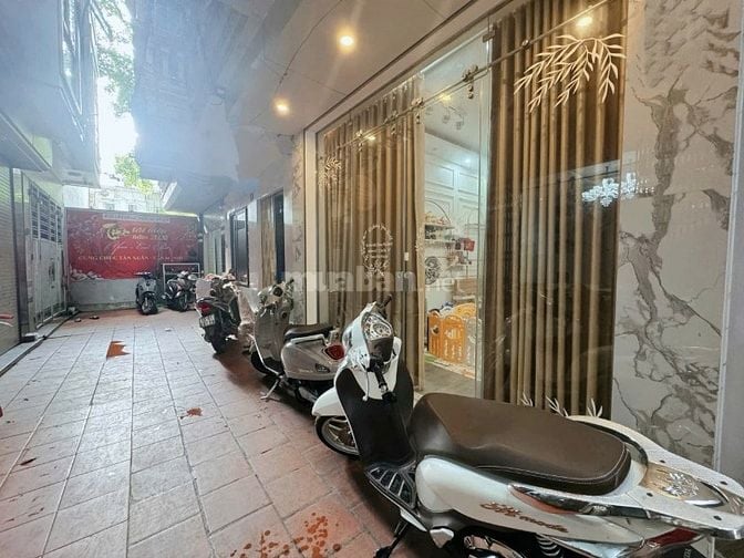 Siêu phẩm đang Kinh doanh NAIL, TÓC sau nhà mặt đường AN ĐÀ