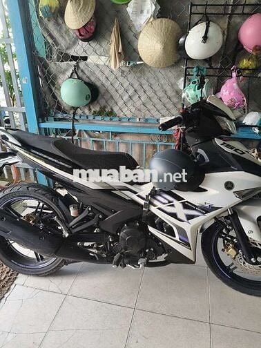 xe côn Yamaha Exciter 150 trắng đen mới 97%