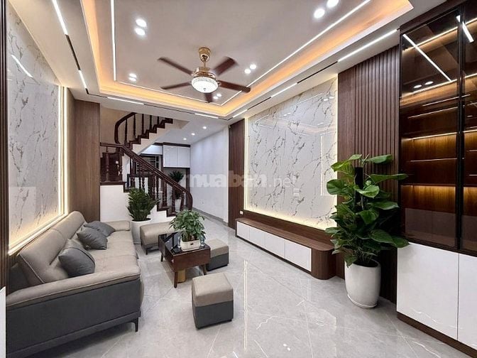 Nhà Đẹp Gần Đường Ô TÔ Kim Ngưu, HBT, 39m, 4 tầng, mt 4m, giá 9.6 tỷ
