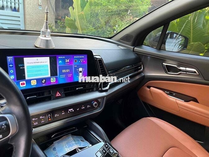 Kia Sportage 2023 Signature 1.6T AWD - 16000 km