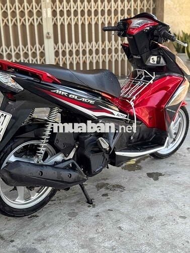 air blade đen đỏ (hỗ trợ góp bao nợ xau)