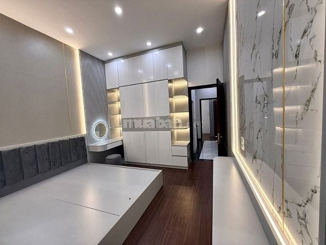 Nhà Đẹp Gần Đường Ô TÔ Kim Ngưu, HBT, 39m, 4 tầng, mt 4m, giá 9.6 tỷ