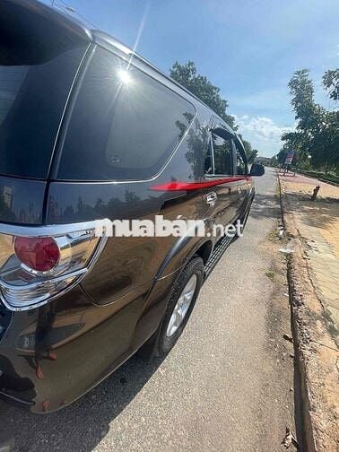 Toyota Fortuner 2014 2.7V 4x4 - 130000 km