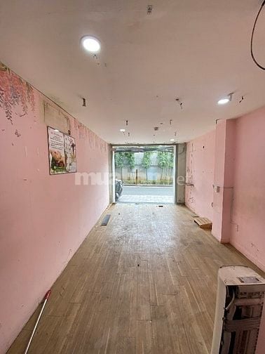 MBKD 25m2 2a Nguyễn Văn Cừ Quận 1