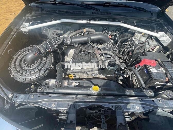 Toyota Fortuner 2014 2.7V 4x4 - 130000 km