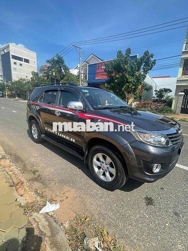 Toyota Fortuner 2014 2.7V 4x4 - 130000 km