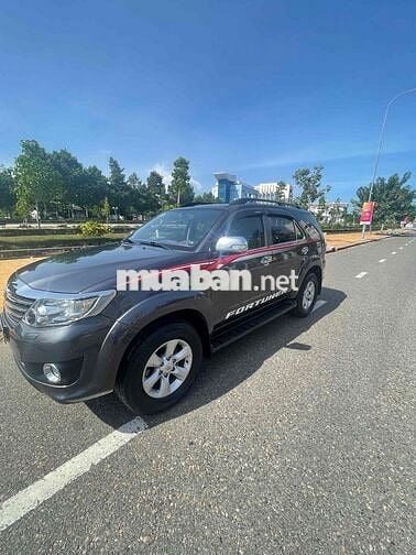 Toyota Fortuner 2014 2.7V 4x4 - 130000 km