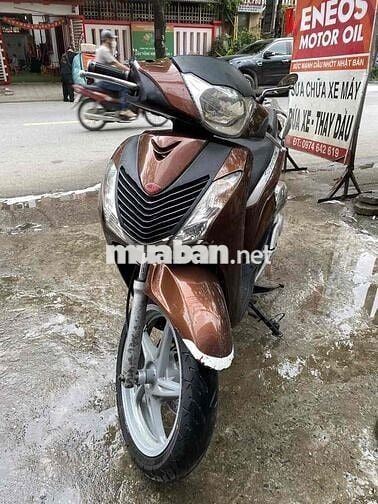 Honda SH 125i màu nâu, xe tay ga