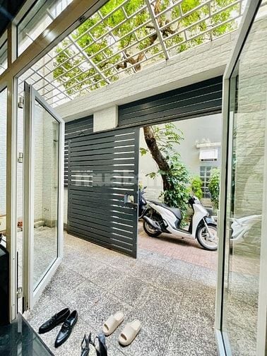 CHO THUÊ NHÀ NGANG 10M- giá chỉ 32 triệu 