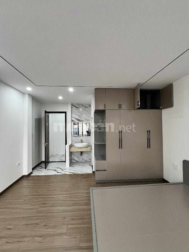 TÌM CHỦ MỚI CHO CĂN NHÀ 6 TẦNG XÂY ĐỘC LẬP TẠI PHỐ TRẠM