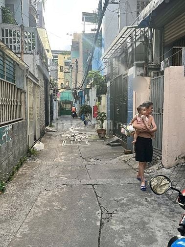Góc Phan Đình Phùng,2Tầng,An Ninh ,Gần P Tân Định,Được xây 4 Tầng 