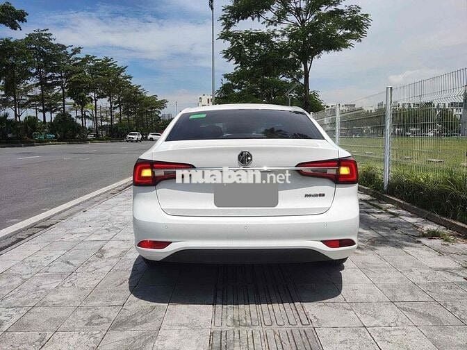 MG MG5 MT 2024 - 8000 km