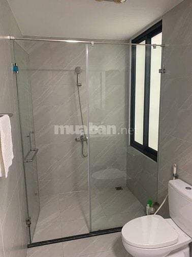 Bán nhà 5 tầng phố Nguyễn Đình Thi, nhà dân xây, gần Hồ Tây, ở luôn