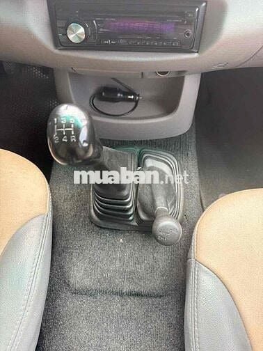 Mitsubishi Triton 2011 GL 2.4 MT 4x4 - 260000 km