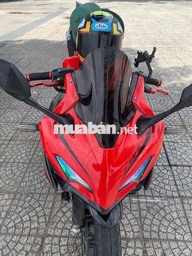 Cần bán gấp cbr150r, có fix cho ae yêu xe
