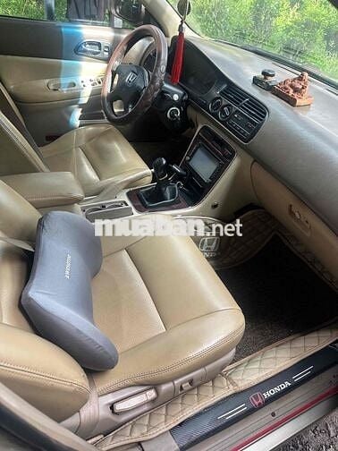 Honda Accord 1995 2.0 MT - 12454 km