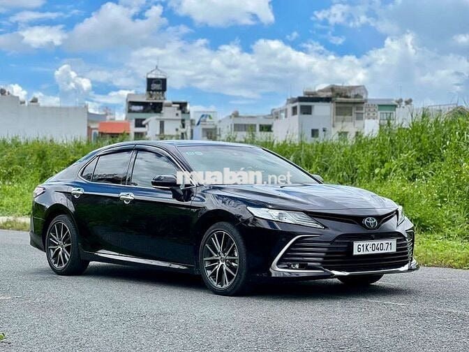 Toyota Camry sx 2022 máy  2.5 Q - 90000 km
