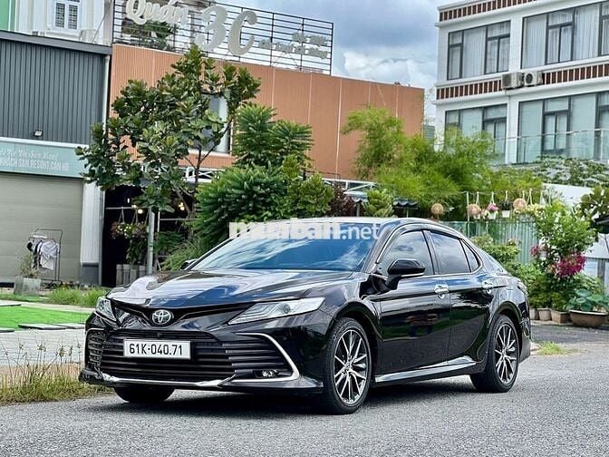 Toyota Camry sx 2022 máy  2.5 Q - 90000 km