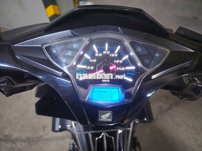 Honda Air Blade 125 chính chủ – máy êm – xe đẹp