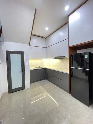 Bán nhà ngõ 18 Định Công Thượng, 34/36m2, 5T, MT4m, giá 7.6 tỷ