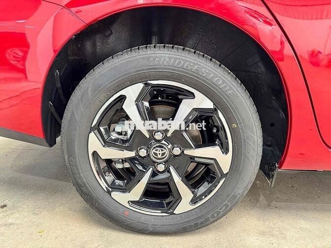 Toyota Vios 2025 - 1600 km Số Sàn Như Mới