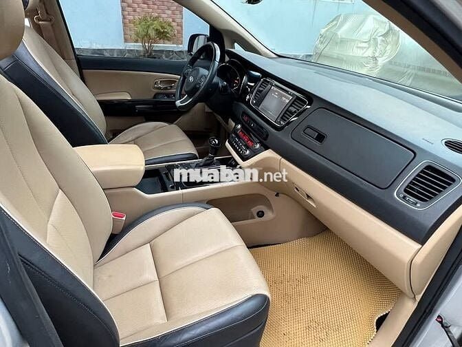 Kia Sedona GATH 2016 máy xăng số tự động
