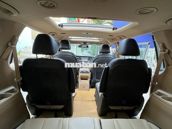Kia Sedona GATH 2016 máy xăng số tự động